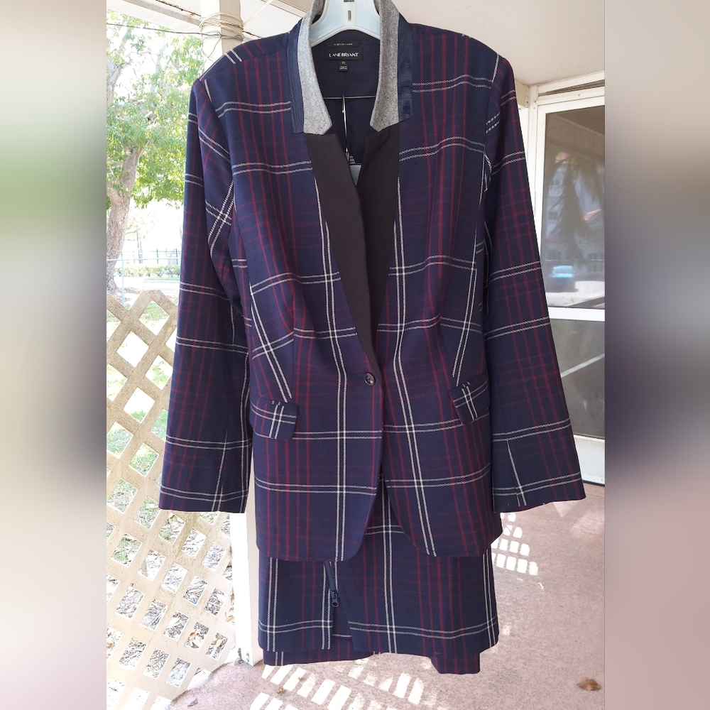 Dark blue plaid suit by Lane Bryant, size 28